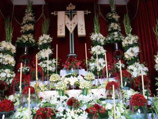 Un pequeño pueblo de Tenerife, se dispone a lanzar los fuegos artificiales mayores de Europa