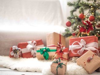 Los españoles gastarán una media de 225 euros en regalos en las Navidades de 2023