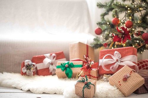 Los españoles gastarán una media de 225 euros en regalos en las Navidades de 2023