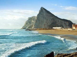 Bruselas complica el acuerdo con Gibraltar al no retirarlo de la «zona gris»