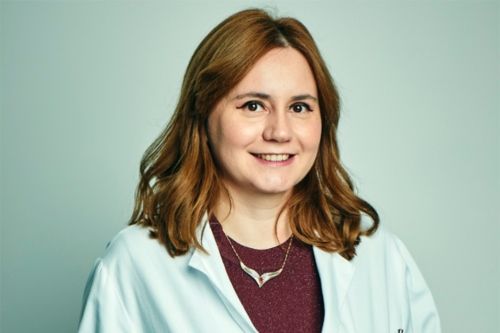 Innovaciones en radiocirugía: La Dra. Morena Sallabanda y John Adler Brillan en el Congreso ESTRO 2024